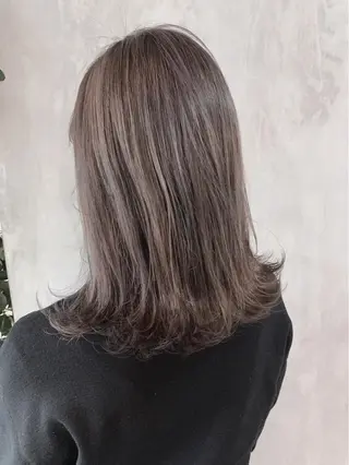 ミディアム カラー なかの たくみのヘアスタイル