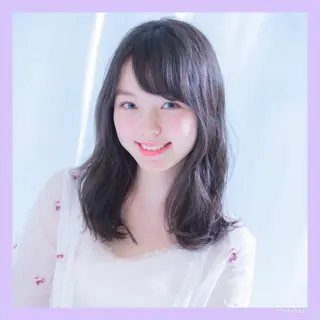 ミディアム カラー 🪐脱白髪染め 🪐松尾菜々美のヘアスタイル