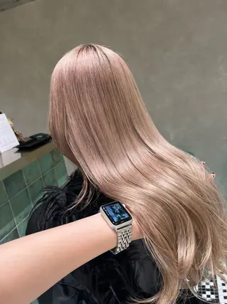 ロング カラー 海外girl🤎 透明感ベージュmaoのヘアスタイル