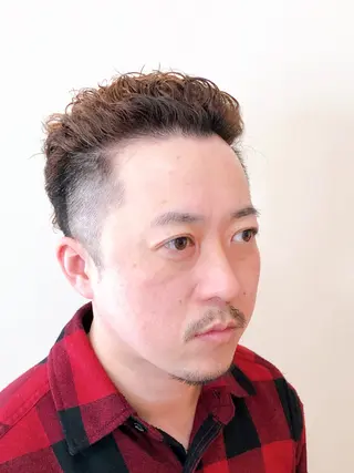 ショート カラー パーマ メンズ 早川 太貴のヘアスタイル