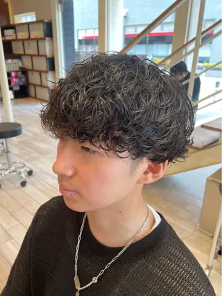 ショート パーマ メンズ パーマ/フェード🔥 佐々木波人のヘアスタイル