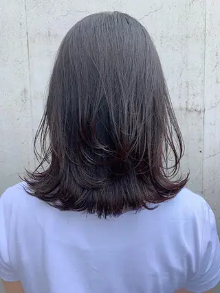 ミディアム カラー 寺山 佳貴のヘアスタイル