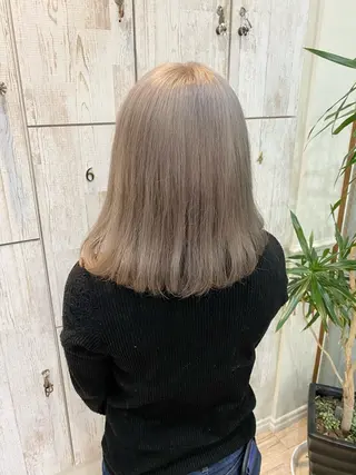 カラー SALOWIN栄 高須大貴のヘアスタイル