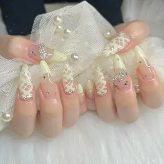 ネイル Miki 本町駅｜💅‎🤍のネイルデザイン