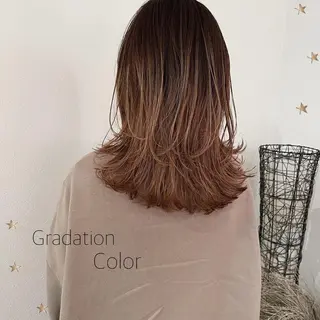 セミロング カラー 市川 千夏のヘアスタイル
