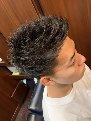 ショート パーマ メンズ 羽木 隆徒のヘアスタイル