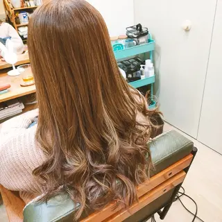 カラー HempBeauty 浅野アサミのヘアスタイル