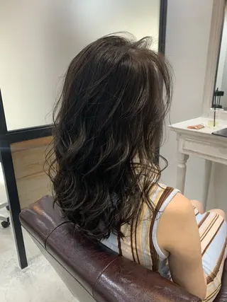 ロング カラー ヘアアレンジ kei🤎ベージュ /透明感カラー/博多のヘアスタイル