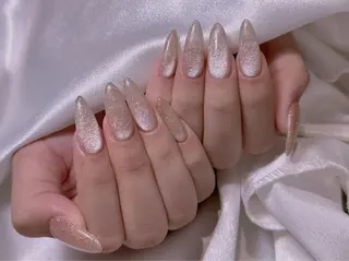 ネイル 長さ出し専門店 RIRIのネイルデザイン