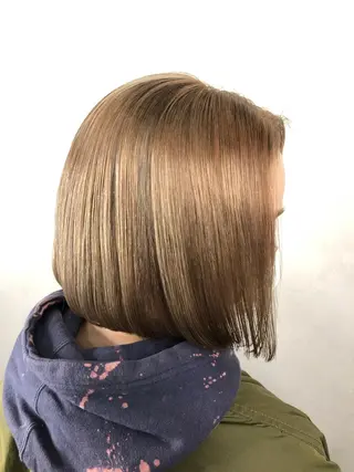 ショート カラー🫧アレンジ 🎀REIMIのヘアスタイル