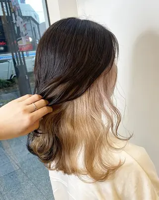 ロング 中村 友香🧸 ブリーチ/艶髪カラーのヘアスタイル
