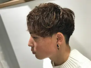 ショート パーマ メンズ 横山 ひかりのヘアスタイル
