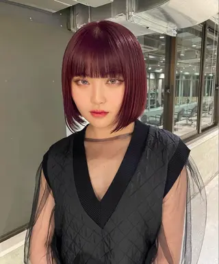 ミディアム コウ チホウのヘアスタイル