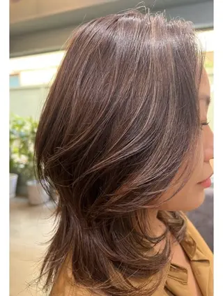 ミディアム 草野 奈扇のヘアスタイル