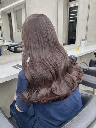 ロング カラー ブリーチ縮毛矯正加藤 赤み無し透明感ヘアのヘアスタイル