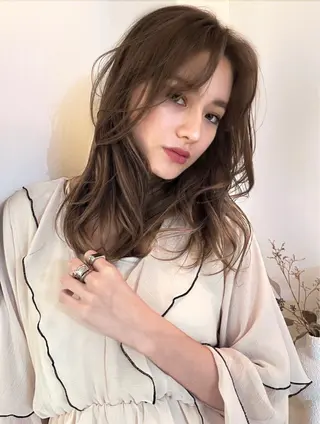 セミロング カラー ichikawa kaitoのヘアスタイル