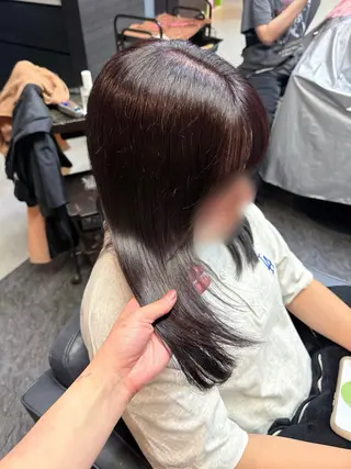 ミディアム 奴賀 詩のヘアスタイル