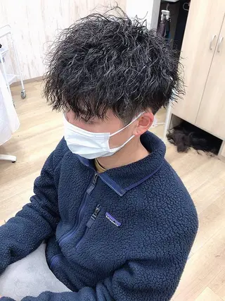 ミディアム メンズ メンズパーマ波巻き 🌳大森悠登🌳のヘアスタイル