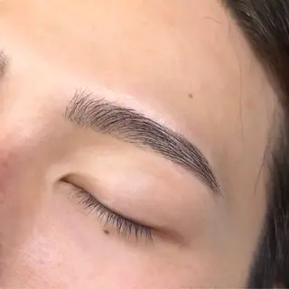 アイブロウ shuka 🩶のマツエク・マツパデザイン