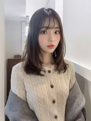 ミディアム 面長/丸顔 小顔レイヤー|橋本のヘアスタイル