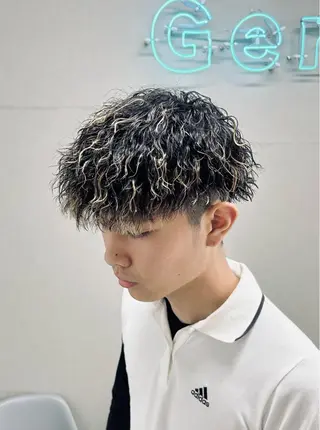 ショート パーマ メンズ 🏁メンズパーマ/ RYOYAのヘアスタイル