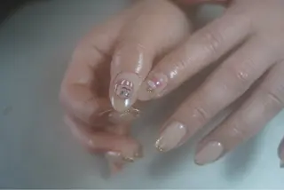 ネイル 𝐴𝑁𝑈𝐸 トラブル爪育成専門のネイルデザイン