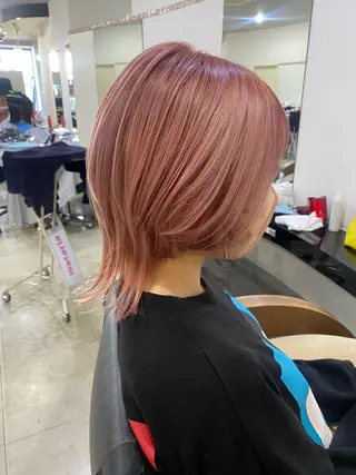 ショート カラー ヘアアレンジ 烏山 達也のヘアスタイル