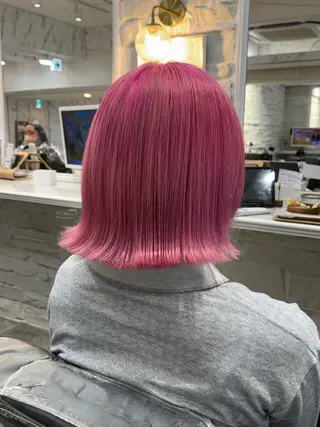 ミディアム カラー 西野 蓮のヘアスタイル