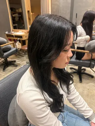 ロング カラー Inity心斎橋/ クルミのヘアスタイル