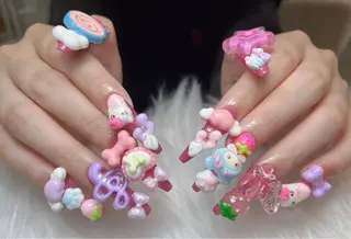 ネイル NIE MoMoのネイルデザイン