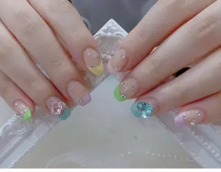 ネイル 🌼リオナ ♥️のネイルデザイン