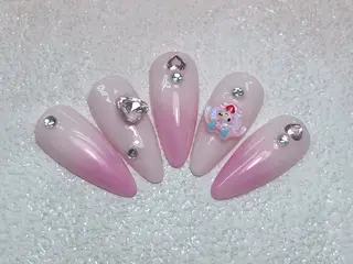 ネイル lucky nail 歌舞伎町のネイルデザイン