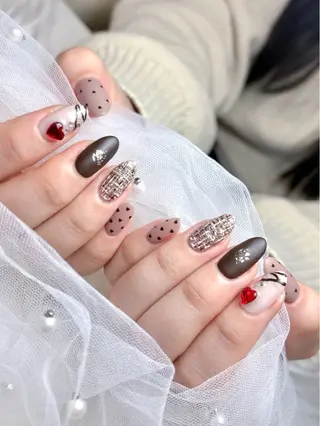 ネイル 児玉 茉緒のネイルデザイン