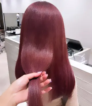 ロング カラー サキ🤍ハイトーン 🩰くびれ巻きヘアのヘアスタイル