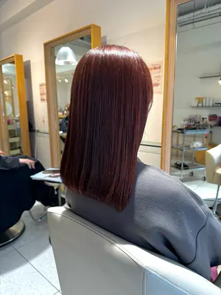 ミディアム 山内 瑞穂のヘアスタイル