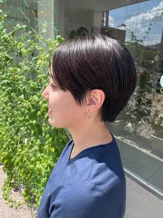 ショート カラー レイヤーカット/ マリアのヘアスタイル