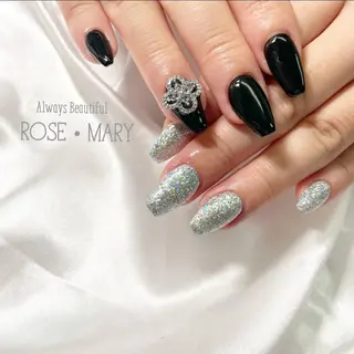 ネイル ROSE・ MARY 鈴木のネイルデザイン