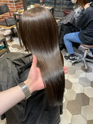 ロング 髪質改善、縮毛矯正 酸性縮毛矯正のヘアスタイル