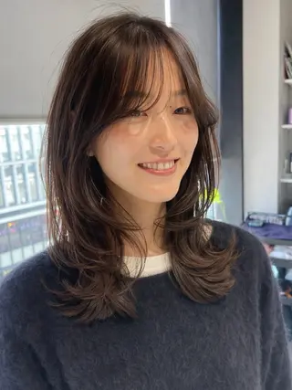 ミディアム 恵比寿韓国レイヤー× 艶透明感カラー大場のヘアスタイル