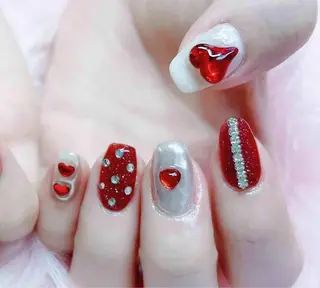 ネイル MoonNail ユリ🌸のネイルデザイン