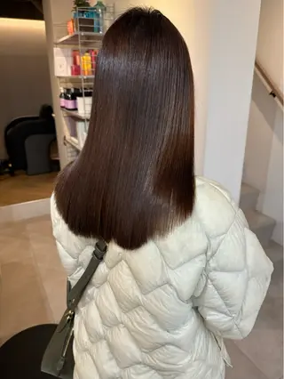 セミロング パーマ shiro.kobe 森彩華のヘアスタイル