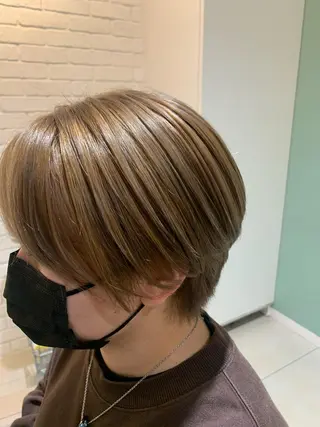 ショート カラー ハイトーン/メンズ/ ウルフ特化   小松のヘアスタイル