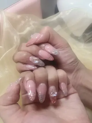 ネイル 吴 丹丹のネイルデザイン