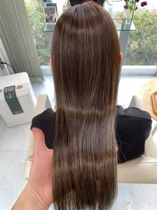 ロング カラー U hair師勝 成戸飛羽磨のヘアスタイル