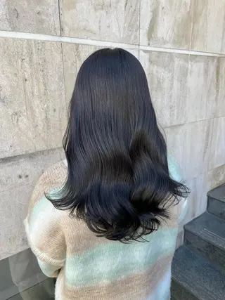 セミロング カラー ブリーチなし✨艶髪 カラー𓃲YAGIのヘアスタイル