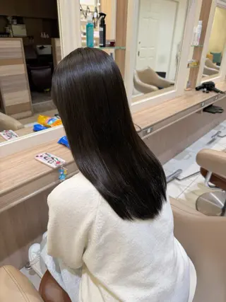 ロング カラー ハイトーンカラー☁️ 西條 楓花のヘアスタイル