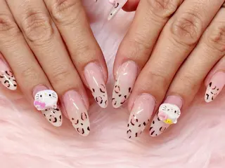 ロング Nailsalon Little Rのネイルデザイン