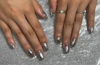 ネイル VIERU 🌈🎀💖のネイルデザイン