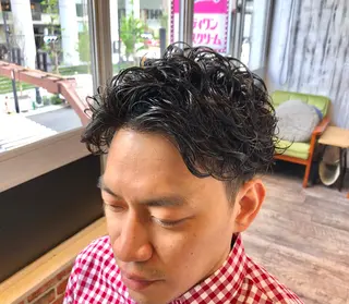 パーマ メンズ 佐藤 和弥のヘアスタイル