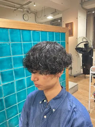 メンズ YUKI 新宿カット パーマ/カラーのヘアスタイル